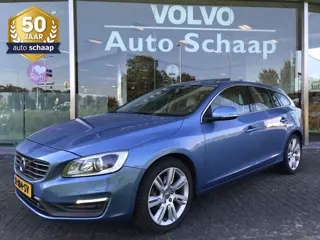 Volvo V60 2.0 T5 Summum Automaat | Rijklaar incl garantie | Trekhaak afneembaar Schuifdak Xenon Navi