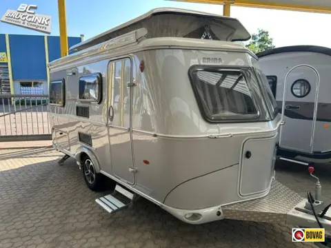 Eriba Touring Troll 542 GT ENKELE BEDDEN