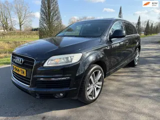Audi Q7 4.2 FSI quattro Pro Line+ 5+2