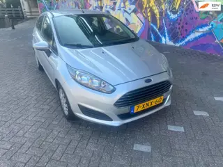 Ford Fiesta 1.6 TDCi Lease Style airco 5 deuren elektrisch pakket bouwjaar 2014 Koppeling zit hoog. 