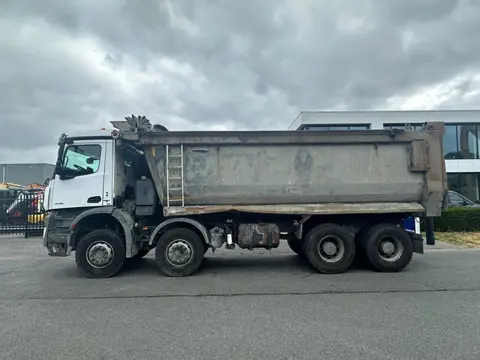 Mercedes-Benz Arocs 4145 8x4 kipper (bj 2017)