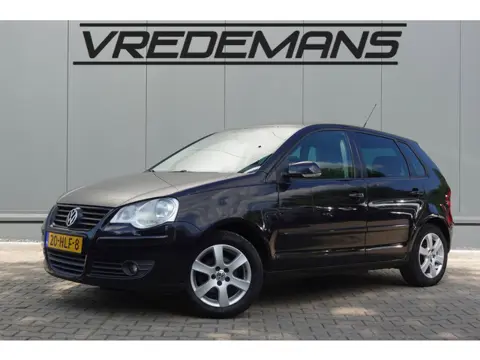 Volkswagen Polo 1.4-16V Black Edition AIRCO/LEDER