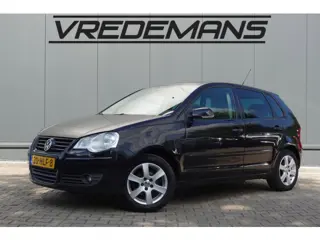 Volkswagen Polo 1.4-16V Black Edition AIRCO/LEDER