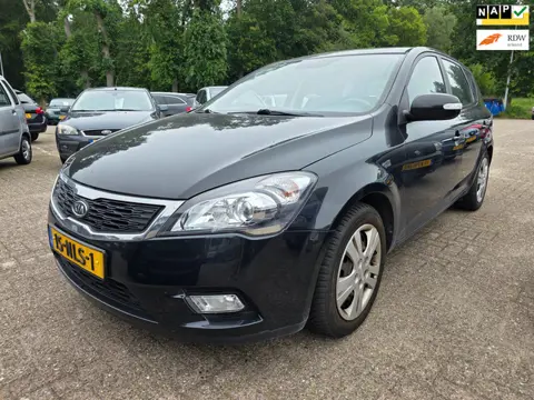 Kia Cee'd 1.6 CVVT X-ecutive 5-deurs AIRCO/cruise