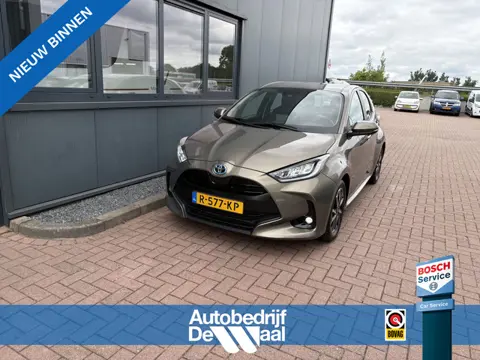 Toyota Yaris 1.5 Hybrid Dynamic 5-drs. CAMERA/KEYLESS/NAVI/CARPLAY/16INCH