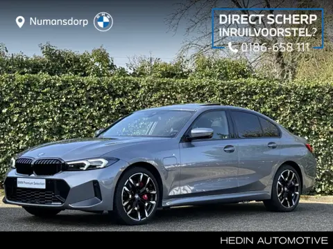 BMW 3-serie 330e | M-Sport Pro | 19'' | Harman/Kardon | Schuif/Kanteldak | Stuur + Stoelverw. | Comf