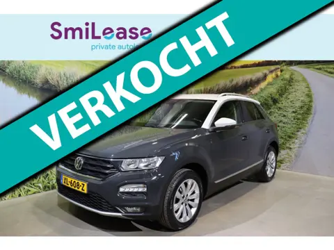 Volkswagen T-Roc 1.0 TSI Style | Navi | Adapt. cruise | CarPlay | Trekhaak