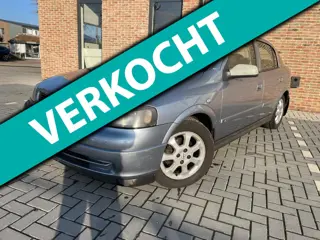 Opel Astra 1.6 Njoy