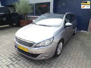 Peugeot 308 SW 1.2 PureTech Blue Lease Executive