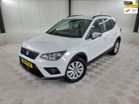Seat Arona Style Business Intense, Automaat, Camera, Navigatie, Parkeersensoren