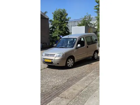 Citroen Berlingo 1.6i 16V M.sp. CoolT / Airco / Cruise control / 4 Nieuwe banden/ 1 jaar APK /