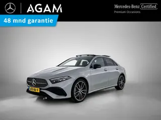 Mercedes-Benz A-Klasse Limousine 250 e Business Solution AMG | Panorama dak | Trekhaak