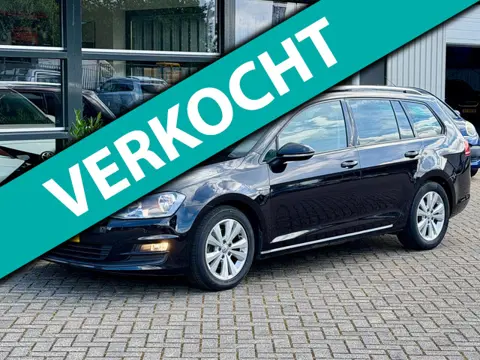 Volkswagen Golf Variant 1.0 TSI Business Edition DSG Camera NAP APK !!