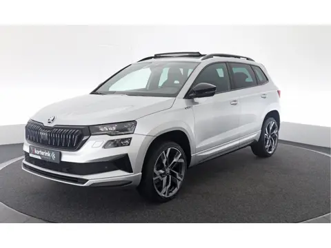 Škoda Karoq 1.5 TSI ACT Sportline Business (bj 2022)