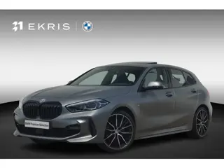 BMW 1 Serie 5-deurs 120i High Executive M Sportpakket 19'' / M Sportzetels / HiFi / Stoel & Stuurver