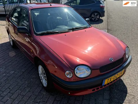 Toyota Corolla 1.6-16V Luna