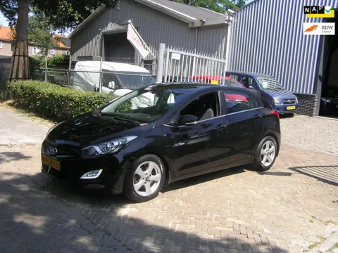 Hyundai I30 1.6 GDI i-Vision 171 d km nap airco nieuwe apk