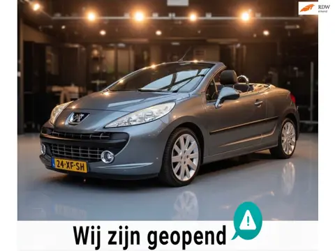Peugeot 207 CC 1.6 VTi Féline-automaat-airco-elek ramen-parkeer sensoren-cabrio