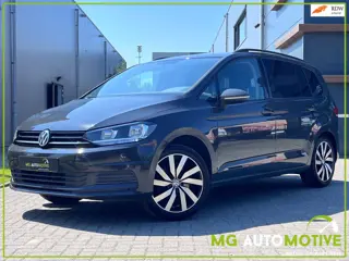 Volkswagen Touran 1.2 TSI Highline | Navigatie | Climate | Cruise | Privacy Glass