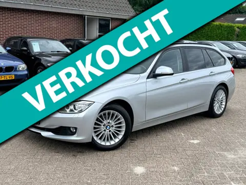 BMW 3-serie Touring 320i High Executive|Nieuwe Ketting|Head Up|Climate control|Cruise control|Xenon|