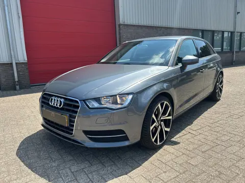 Audi A3 Sportback 1.4 TFSI CoD Attraction Pro Line Vol leder