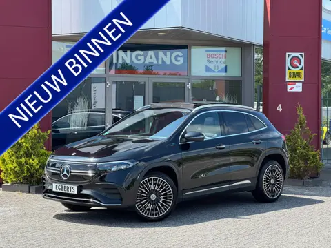 Mercedes-Benz EQA 250 AMG Line 67 kWh | Pano | Apple Carplay |