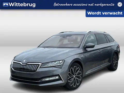 Škoda Superb Combi 1.4 TSI iV DSG Business Laurin & Clement / Ledere bekleding / Panorama dak / Zwen