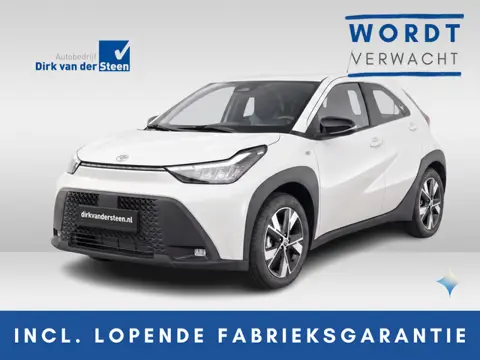 Toyota Aygo X Hybrid 115 play | Comfort Pack & Active Pack | Achteruitrijcamera | Apple Carplay/Andr