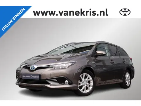 Toyota Auris 1.8 Hybrid Dynamic Go Parkeersensoren, Safety sense