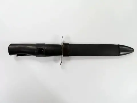 Mes,Dolk,Rusland,WWII,NR40,Met,Schede