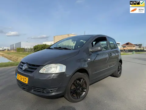 Volkswagen Fox 1.2 Trendline NAP/APK 2-2027/RIJDT PRIMA!!