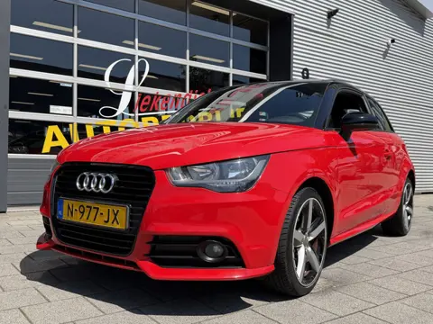 Audi A1 1.2 TFSI Pro Line S - Panorama / Schuifdak I Airco I Sport velgen & interieur I PDC I Dealer