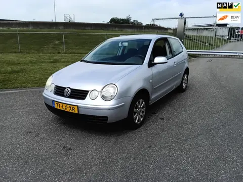 Volkswagen Polo 1.4-16V