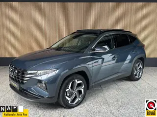 Hyundai Tucson 1.6 T-GDI PHEV Comfort Smart 4WD Trekhaak | Schuif / kantel dak | Camera,