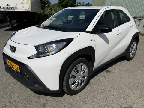 Toyota Aygo X 1.0 VVT-i S-CVT Play Automaat/Camera/Carplay