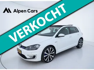 Volkswagen Golf 1.4 TSI GTE Panodak / Camera / NAVI / Cruise / Keyless / Leder / NAP