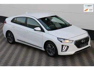 Hyundai IONIQ 1.6 GDi PHEV Carplay Camera Cruise BTW !!