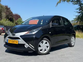 Toyota Aygo 1.0 VVT-i x-nav/Airco/Camera/Navi/NAP/Led/Carplay