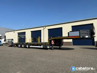 Kassbohrer LOWBED Oplegger is in nieuwstaat , zeer weinig gebruikt ! CB1354