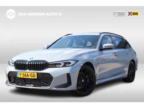 BMW 3 Serie Touring 330e xDrive M-Sport | Panoramadak | Trekhaak
