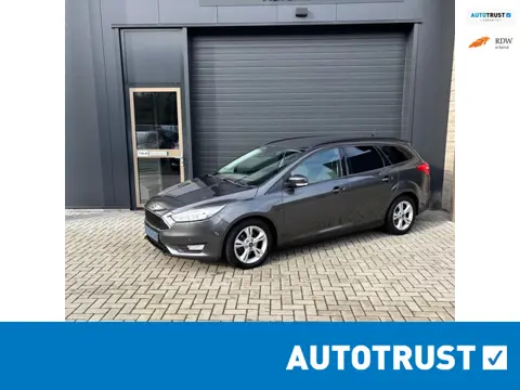 Ford Focus Wagon 125pk Titanium CRUISE CONTROL | CLIMA | NAVI | APP | STOELVERWARMING | PARKASSIST |