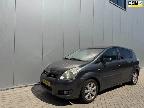 Toyota Verso 1.8 VVT-i Luna