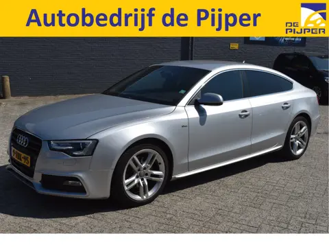 Audi A5 Sportback 1.8 TFSI Pro Line S LINE , ORGINEEL NEDERLANDSE AUTO , ZELF ONDERHOUDEN , BOEKJES 