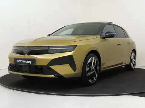 Opel Astra Electric 58 kWh Ultimate | Camera | Wireless Carplay | Navigatie | Climate Control | Pano