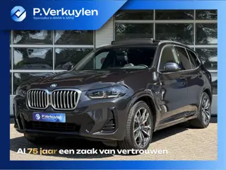 BMW X3 xDrive30e M SPORT | SPORTREMMEN ROOD | PANORAMA | TREKHAAK | ADAPTIEF ONDERSTEL | CAMERA | KE