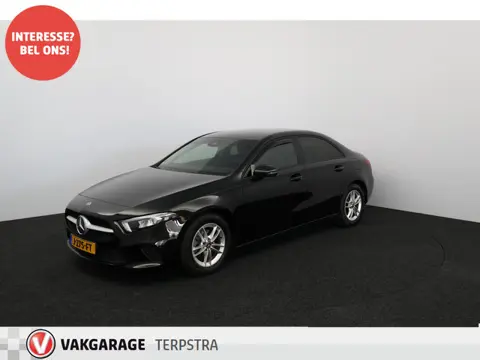 Mercedes-Benz A-Klasse 180 Business Solution /AUTOMAAT! /LED Koplampen /Camera /DAB+! /Navi /Climat 