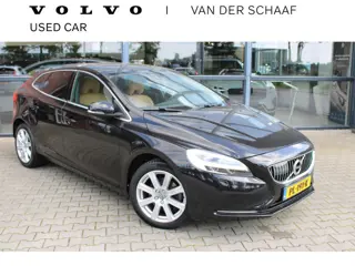 Volvo V40 T3 Nordic+ | Luxury | Trekhaak | Keyless Entry