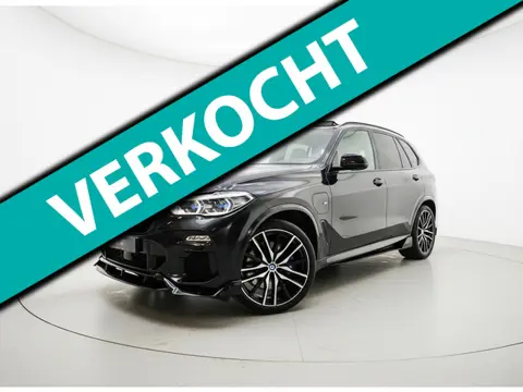 BMW X5 XDrive45e M PAKKET LASER PANO SFEER ACC MEMORY