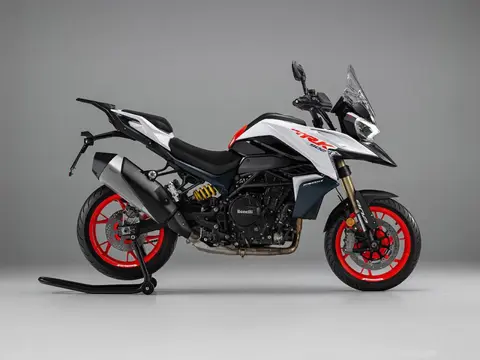 Benelli TRK 902 STRADALE ABS NEW (bj 2026)
