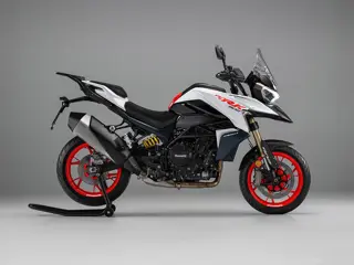 Benelli TRK 902 STRADALE ABS NEW (bj 2026)